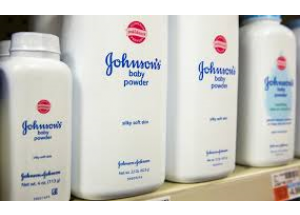 Una investigación señala que Johnson & Johnson sabía que sus polvos de talco para bebés contenían amianto