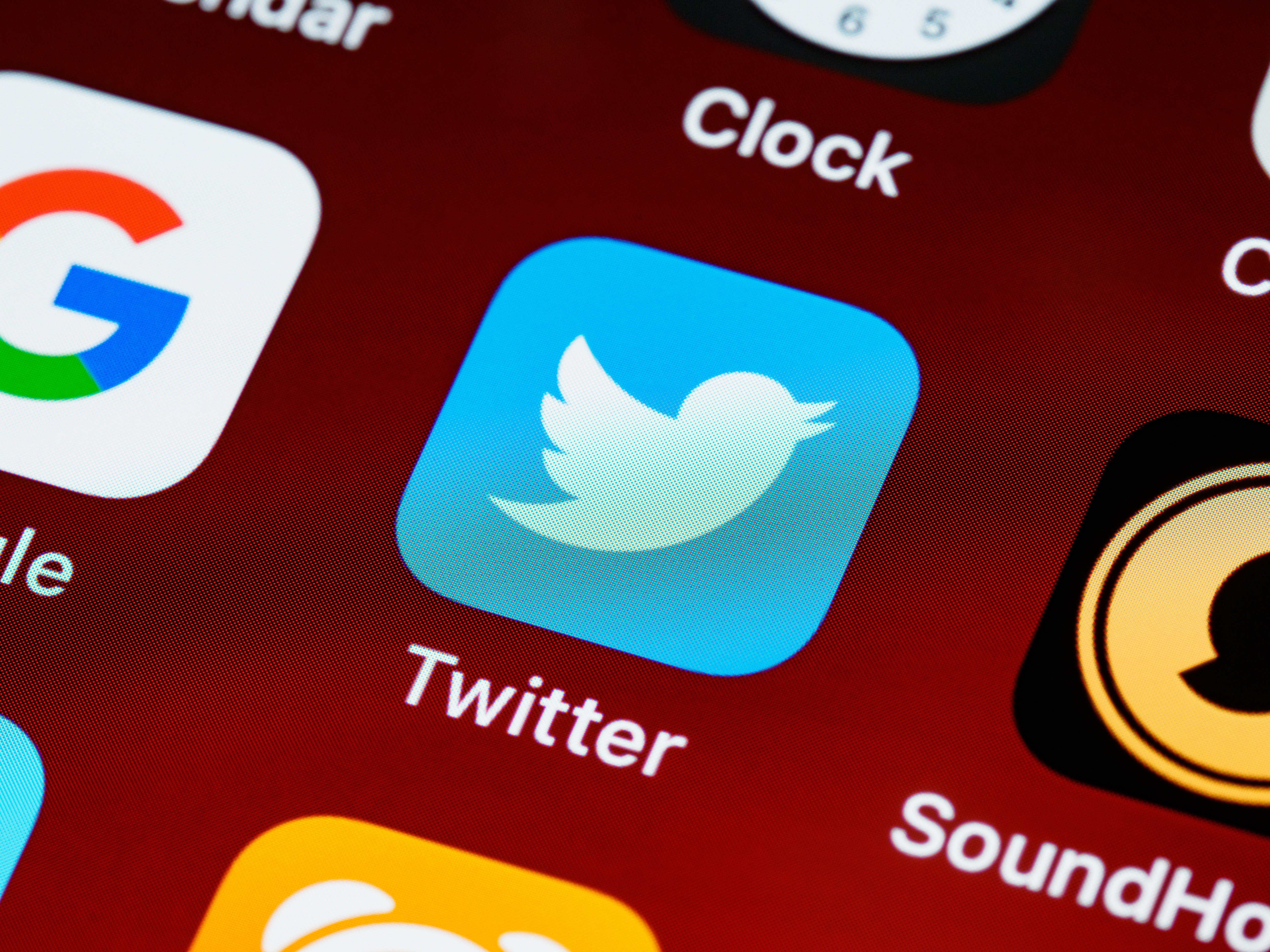 Facua denuncia a Twitter por modificar sus condiciones sin notificación a los usuarios