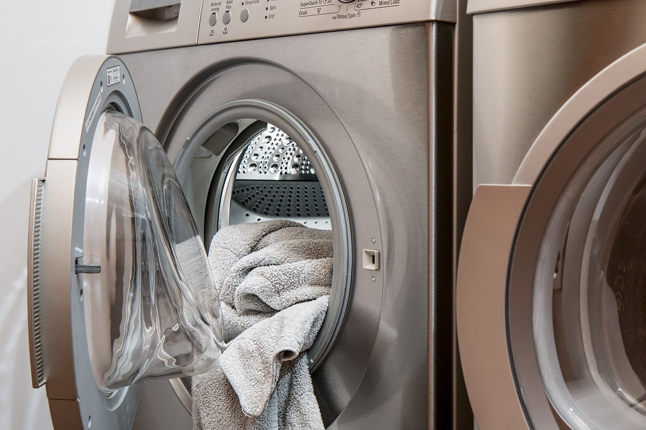 Cómo ahorrar energía con la lavadora: Trucos para que tu lavadora consuma menos