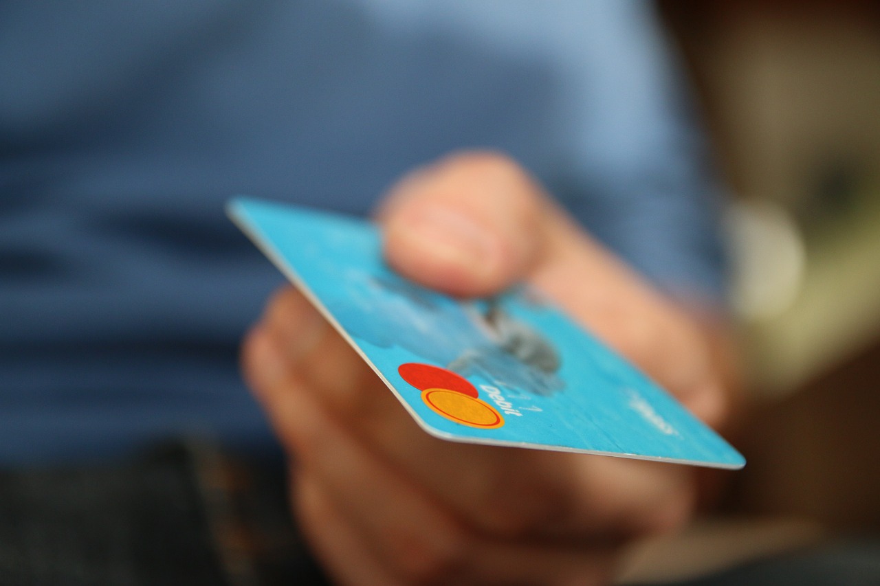 Cuidado con el carding: uso fraudulento de tarjetas robadas